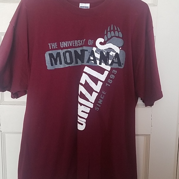 Maroon tshirt - Picture 1 of 2